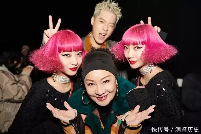 “网红唐哥”事件回顾:自编自演拍摄22部视频,一人打包一人贩卖