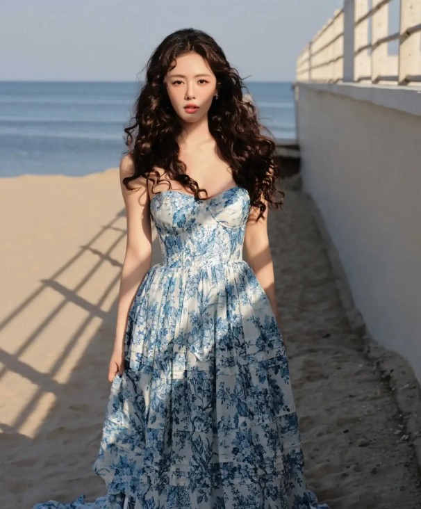 美元指数下挫、黄金冲破3700美元,一文看懂美联储重启降息的重大影响