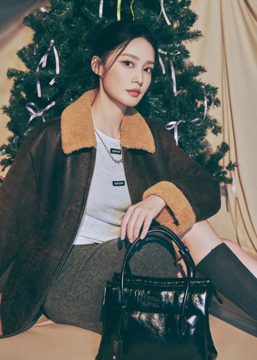 从微信到WhatsApp：AI挑战超级应用的法律困局