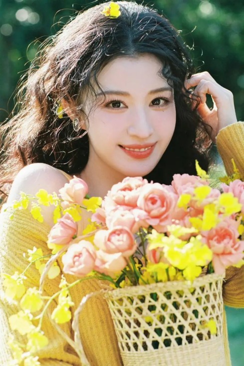 看了窦骁感情被唱衰，章泽天播客翻车，才懂“高嫁高娶”的尴尬